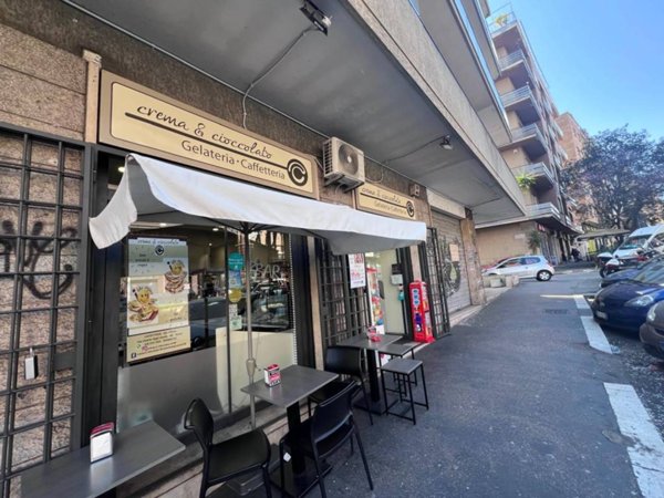 negozio in vendita a Roma in zona Aurelio