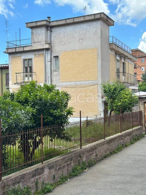 casa indipendente in vendita a Roma in zona Casalotti