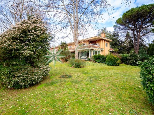 casa indipendente in vendita a Roma in zona Olgiata
