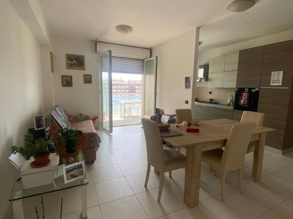 appartamento in vendita a Roma in zona Ostia