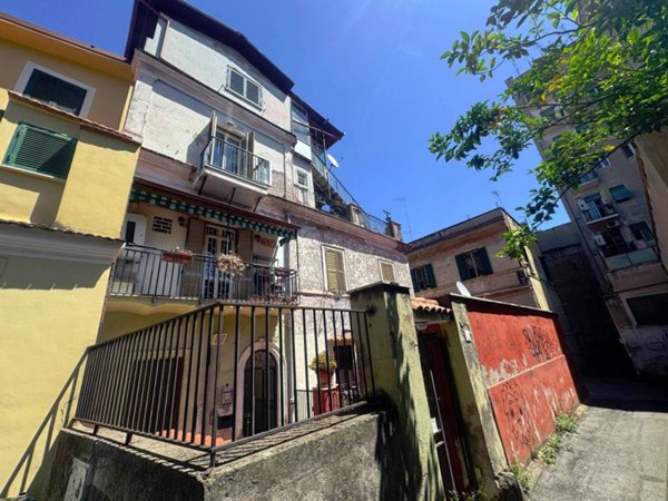 appartamento in vendita a Roma in zona Prenestino-Labicano