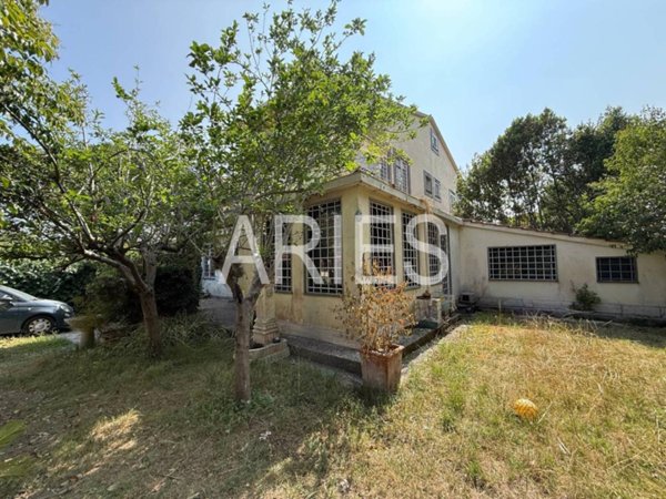 casa indipendente in vendita a Roma in zona Casal Palocco