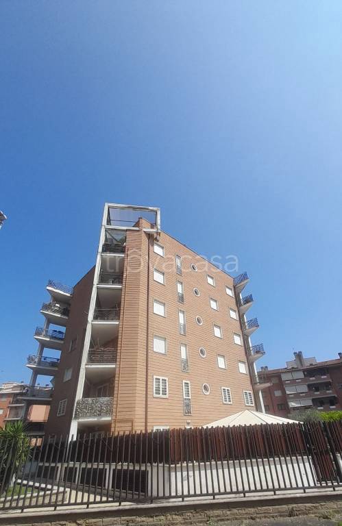 appartamento in vendita a Roma in zona Aurelio