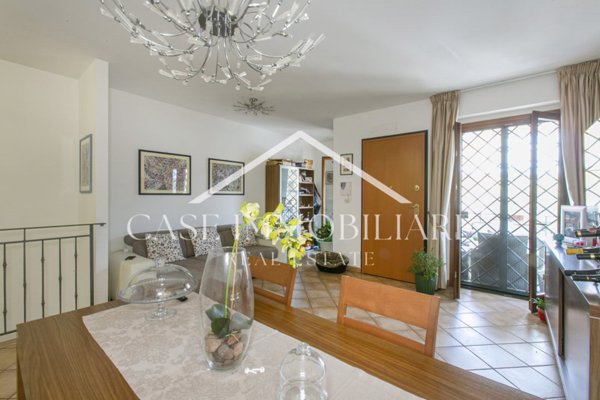 appartamento in vendita a Roma in zona Valle Muricana