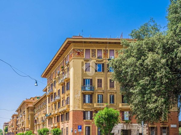 appartamento in vendita a Roma in zona Della Vittoria