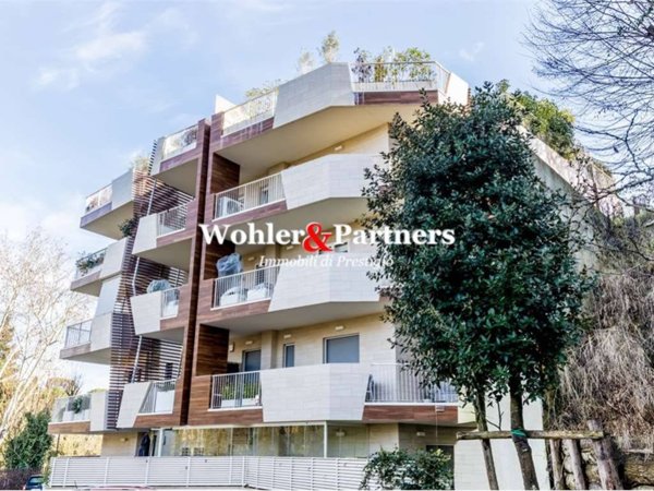 appartamento in vendita a Roma in zona Tor di Quinto