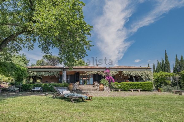 casa indipendente in vendita a Roma