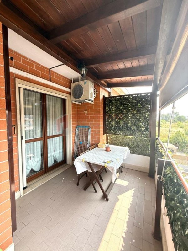 appartamento in vendita a Roma in zona Castelverde
