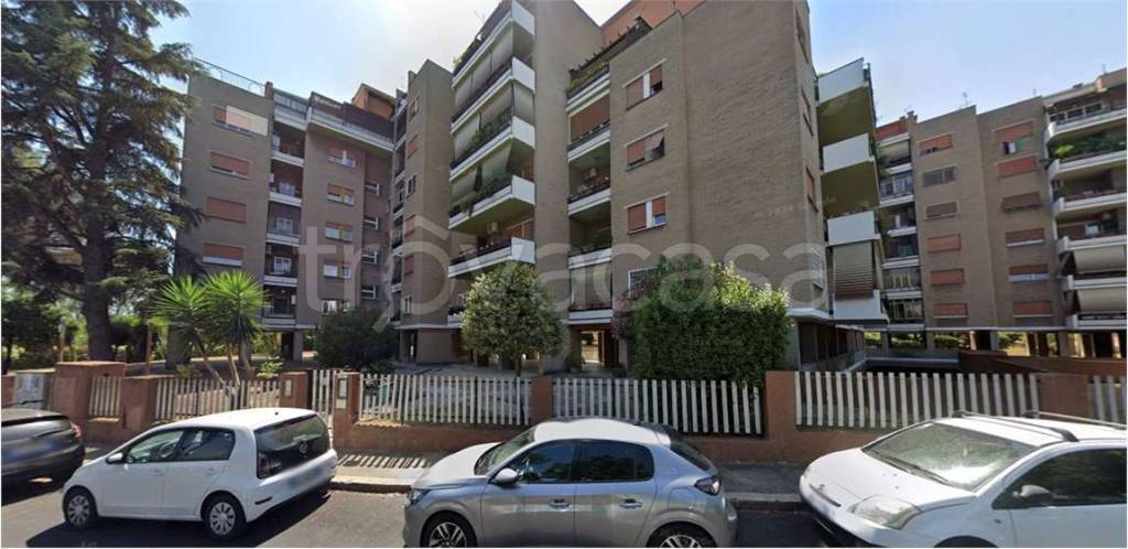 appartamento in vendita a Roma in zona Primavalle