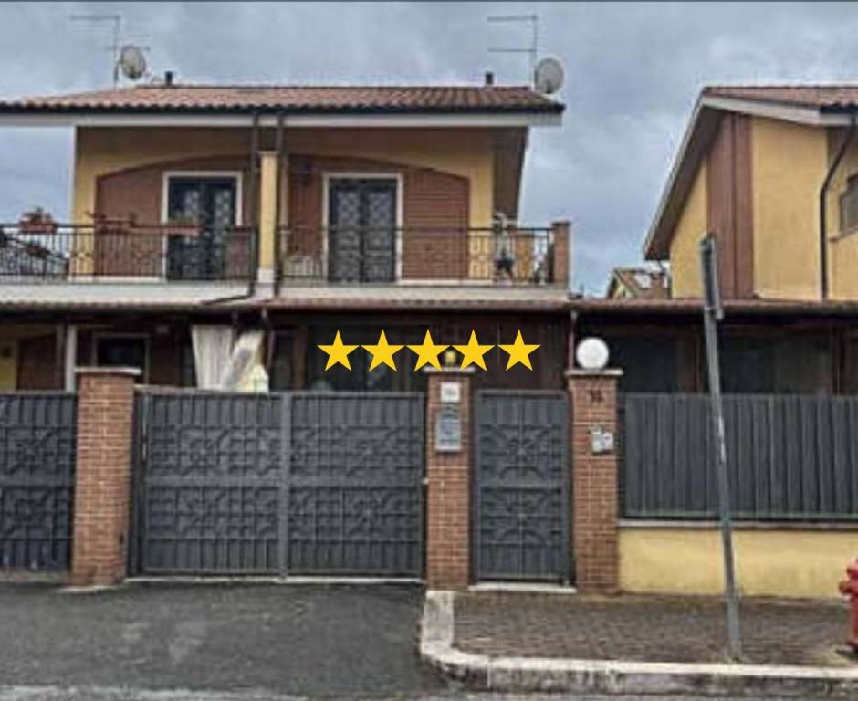 appartamento in vendita a Roma in zona Infernetto