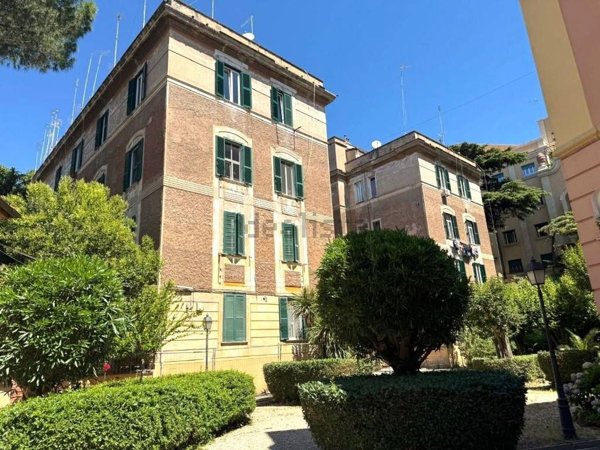 appartamento in vendita a Roma in zona Della Vittoria
