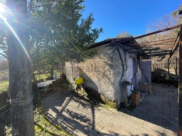 appartamento in vendita a Roma in zona Finocchio