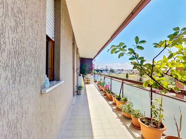 appartamento in vendita a Roma in zona Dragoncello