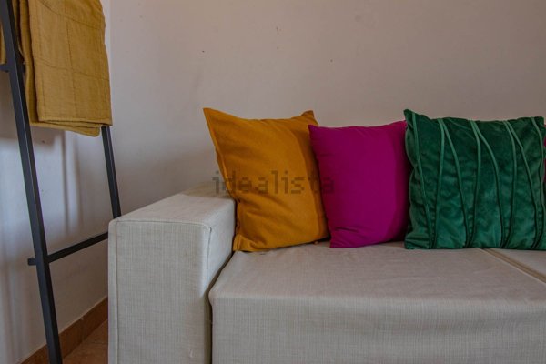 appartamento in vendita a Roma in zona Colle del Sole