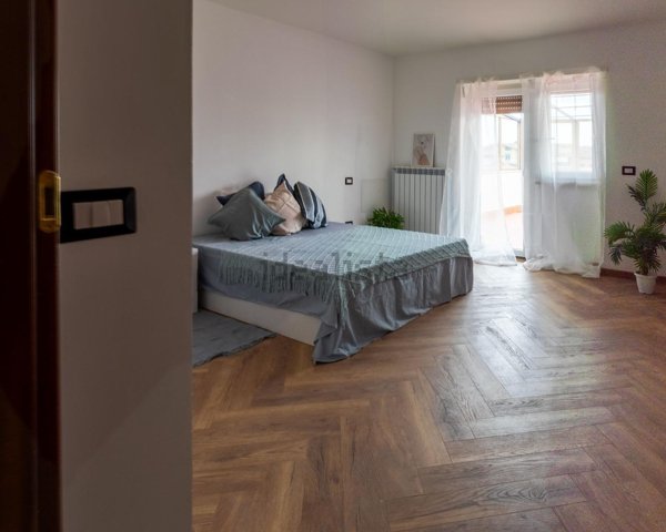 appartamento in vendita a Roma in zona Casal Morena