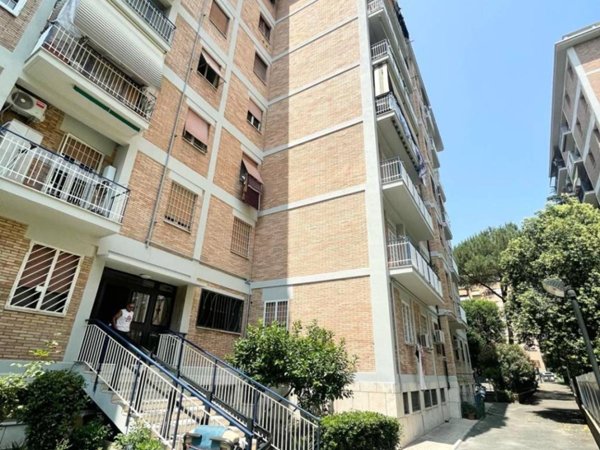 appartamento in vendita a Roma in zona Don Bosco