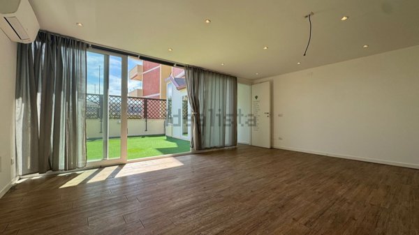 appartamento in vendita a Roma in zona Ostia