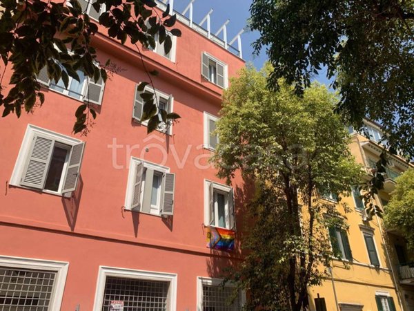 appartamento in vendita a Roma in zona Prenestino-Labicano