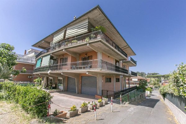 appartamento in vendita a Roma in zona Grottarossa