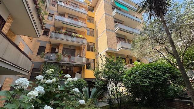 appartamento in vendita a Roma in zona Salario
