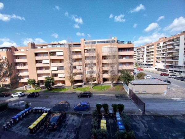 appartamento in vendita a Roma in zona Ponte di Nona