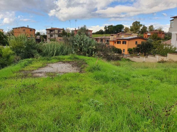 casa indipendente in vendita a Roma in zona Massimina/Casal Lumbroso