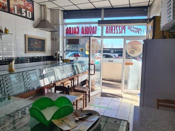 negozio in vendita a Roma in zona Collatino