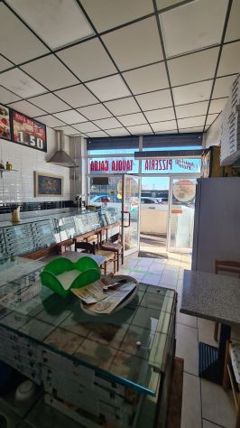 negozio in vendita a Roma in zona Collatino