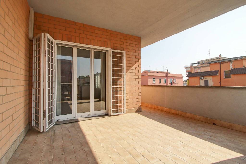 appartamento in vendita a Roma in zona Nomentano