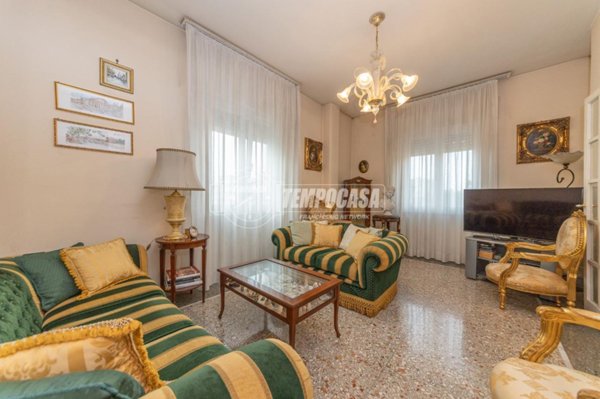 appartamento in vendita a Roma in zona Appio Claudio