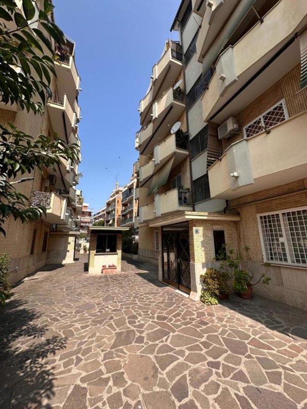 appartamento in vendita a Roma in zona Centro Storico