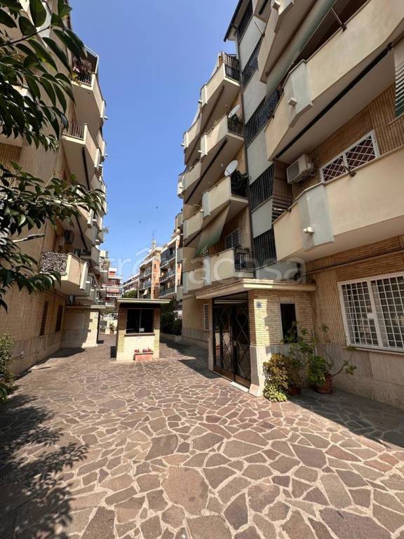 appartamento in vendita a Roma in zona Aurelio