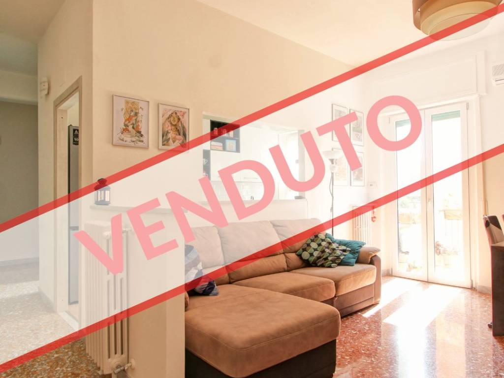 appartamento in vendita a Roma in zona Prenestino-Centocelle