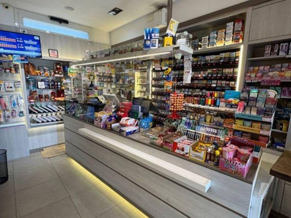 negozio in vendita a Roma in zona Aurelio