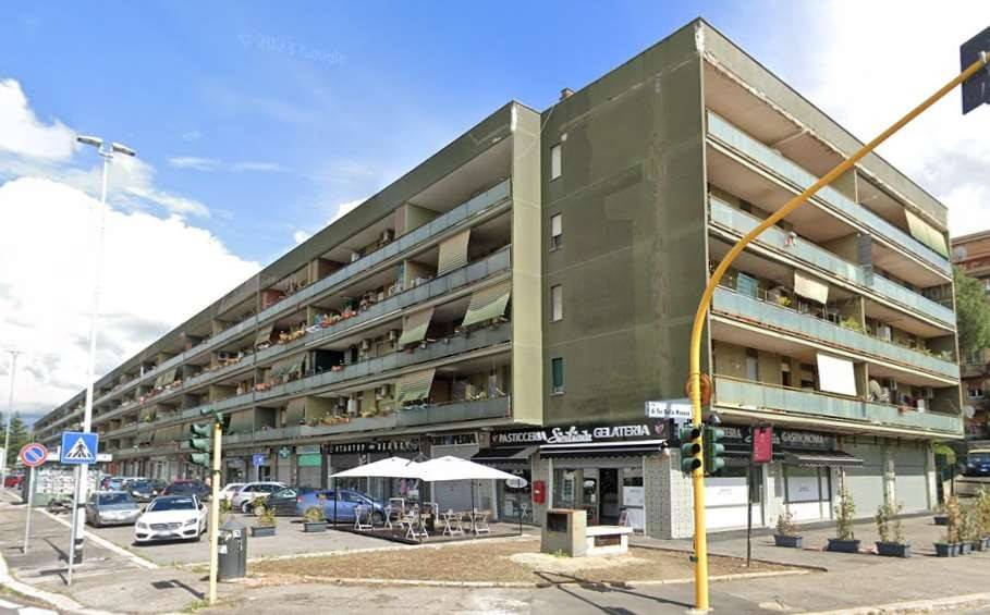 appartamento in vendita a Roma in zona Finocchio