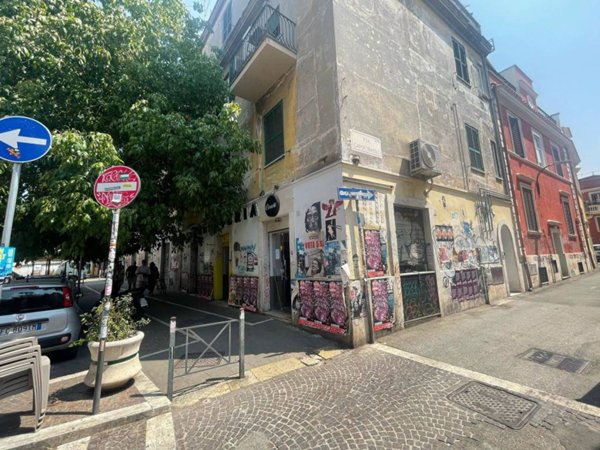 negozio in vendita a Roma in zona Tiburtino