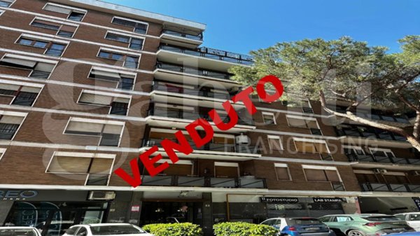 appartamento in vendita a Roma in zona Tuscolano