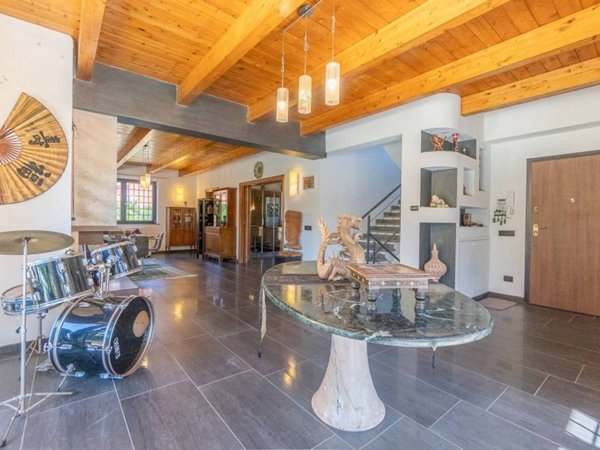 casa indipendente in vendita a Roma