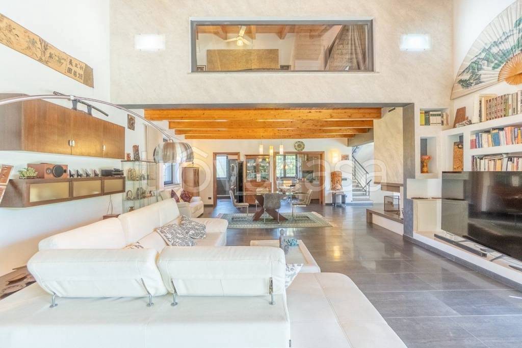casa indipendente in vendita a Roma