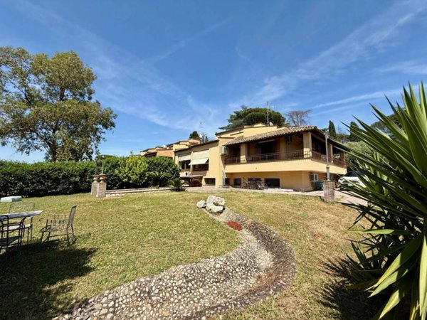 casa indipendente in vendita a Roma in zona Olgiata