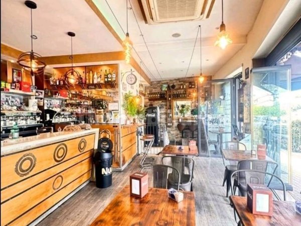 negozio in vendita a Roma in zona Mezzocammino
