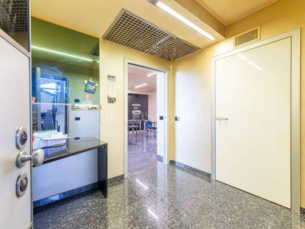 appartamento in vendita a Roma in zona Casal Monastero