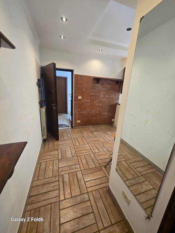 appartamento in vendita a Roma in zona Colle del Sole