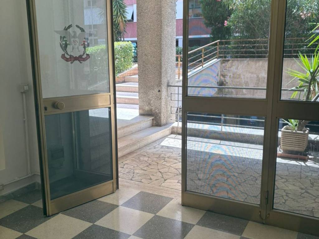 negozio in vendita a Roma