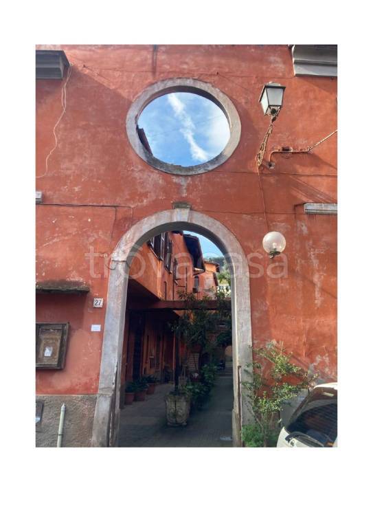 appartamento in vendita a Roma in zona Trastevere