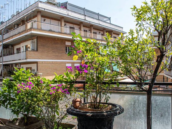 appartamento in vendita a Roma in zona Aurelio
