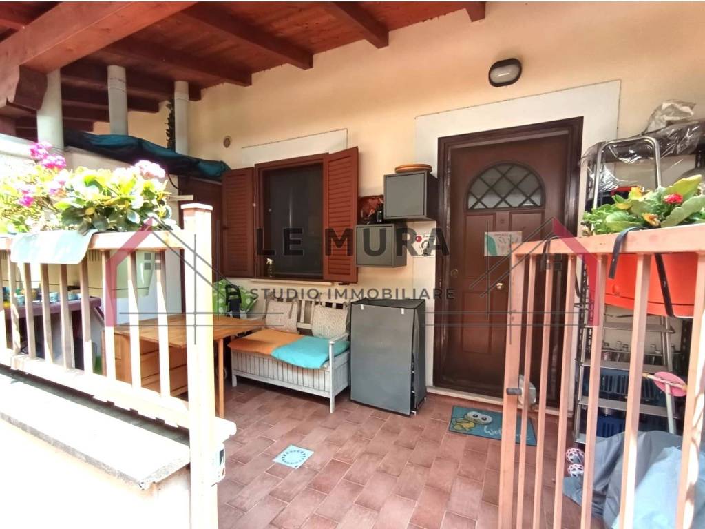 appartamento in vendita a Roma in zona Tuscolano