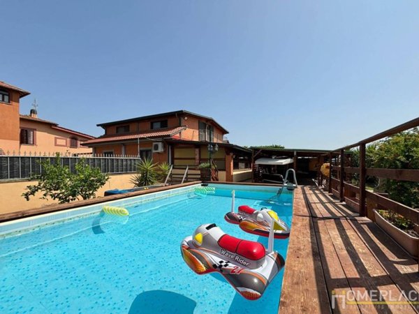 casa indipendente in vendita a Roma in zona Tor Vergata/Torrenova