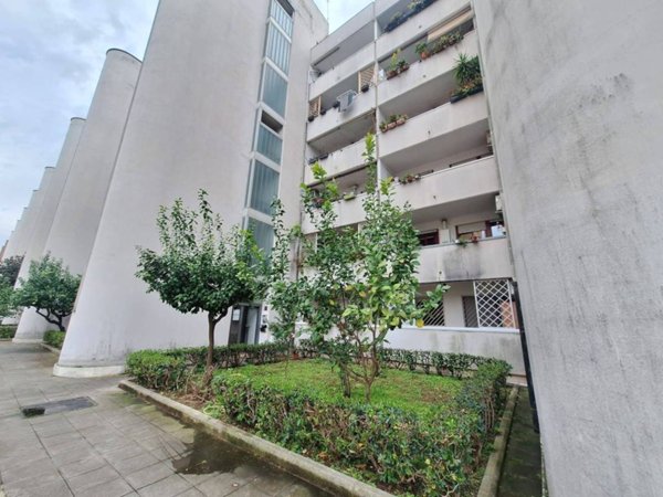 appartamento in vendita a Roma in zona Ponte Mammolo