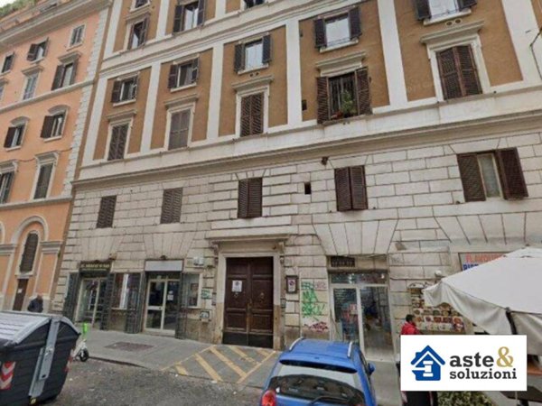 appartamento in vendita a Roma in zona Esquilino
